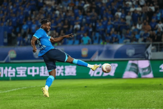 25岁奥斯卡踏上归化路，国足世预赛最后4战迎来新希望？