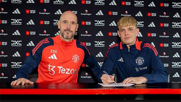 曼联官宣续约科利尔，滕哈格力挺，“新三太子”受瞩目