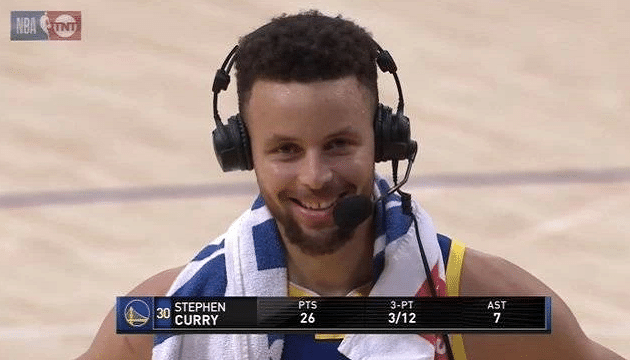 19分逆转湖人！赛后库里盛赞乌布雷，谈三分纪录令记者米勒扎心