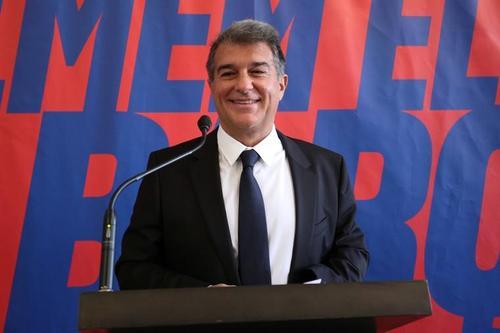 哈兰德+梅西！巴萨主席公布重要决定，超级锋线成型