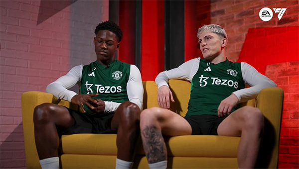 曼联新帝星不急加薪续约，被比作曼城天王！青木或因一事要求回归