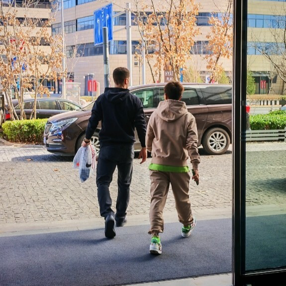 国足福音！29岁塞鸟归化大功告成，或强势助力18强赛