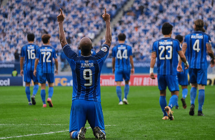 重磅！曝84球9助“双料王者”将加盟前中超冠军，五项全能值794万