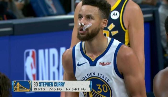 1V5画面！库里一个回合遭遇5个防守人围剿，跟追梦一同在场太难了！