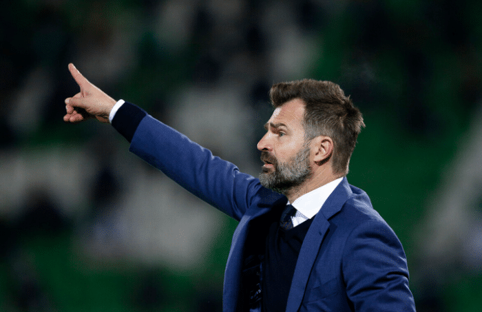 35人出征！海港再造“中超第一豪阵”：4外援独一档，2大奇兵上位