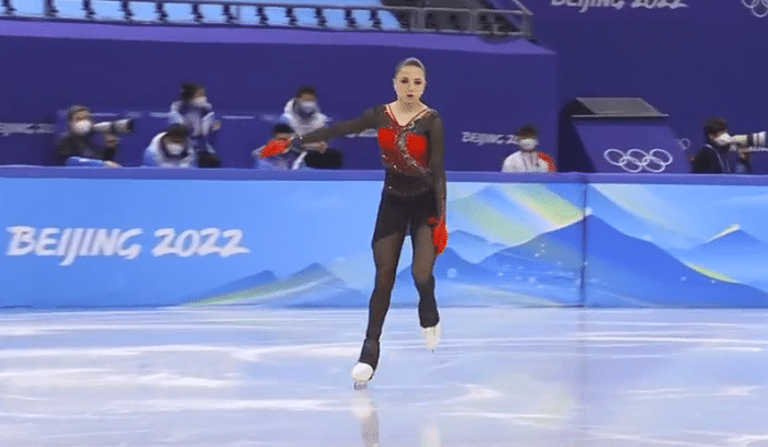 K娃降维打击！俄罗斯夺冠，中国创历史最好成绩，朱易失声哭泣