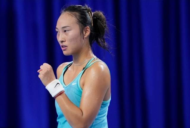 鏖战2小时！郑钦文杀入4强：掀翻大满贯冠军 单场狂揽100万奖金