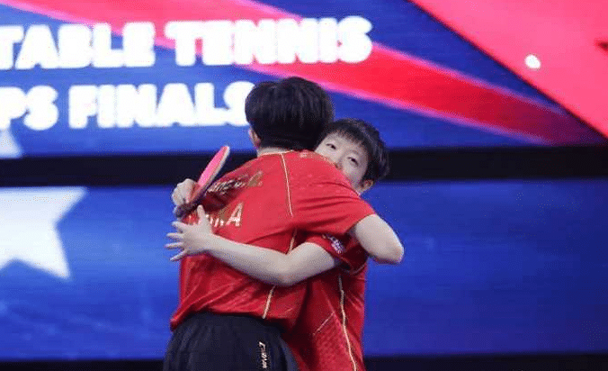 王楚钦和孙颖莎混双夺冠，伊藤美诚表态想和大头搭档