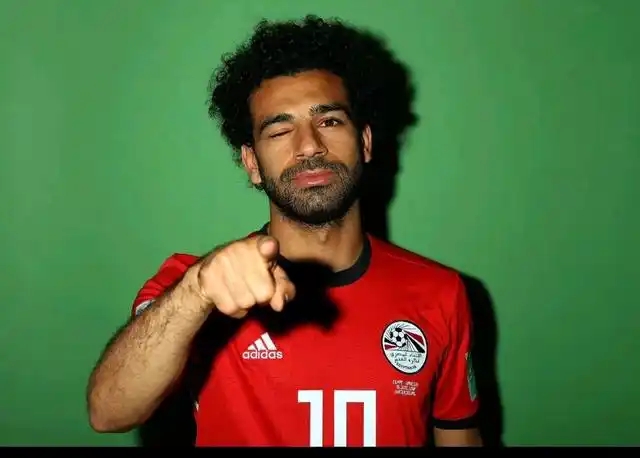 沙特足协官宣！萨拉赫夏窗奔赴利雅得新月，足坛格局或生变