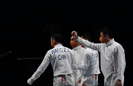 惜败仍有望创历史！中国男重团体止步四强：三大剑客冲37年首枚奖牌