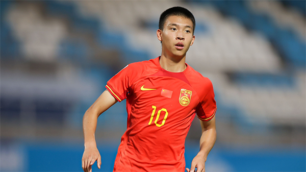 国青头牌王钰栋：明日双杀韩国，国足接棒