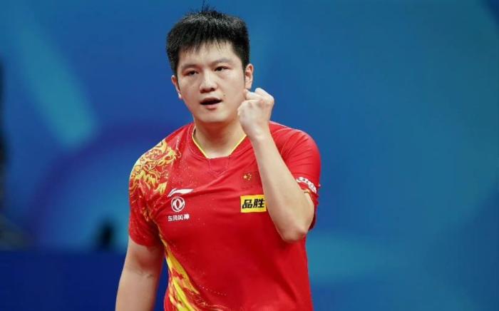 输给韩国小将，樊振东为何被爆冷？马龙早有提醒，小胖错误太不该