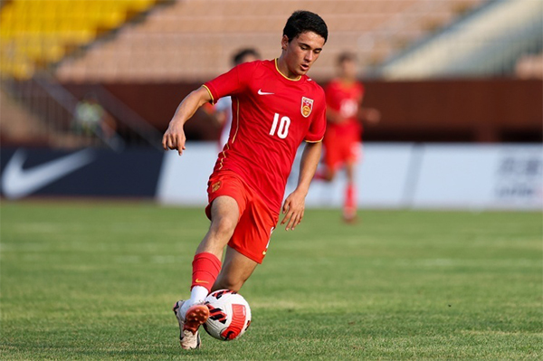 艾比布拉闪耀国少赛场：破日本球门展非凡实力