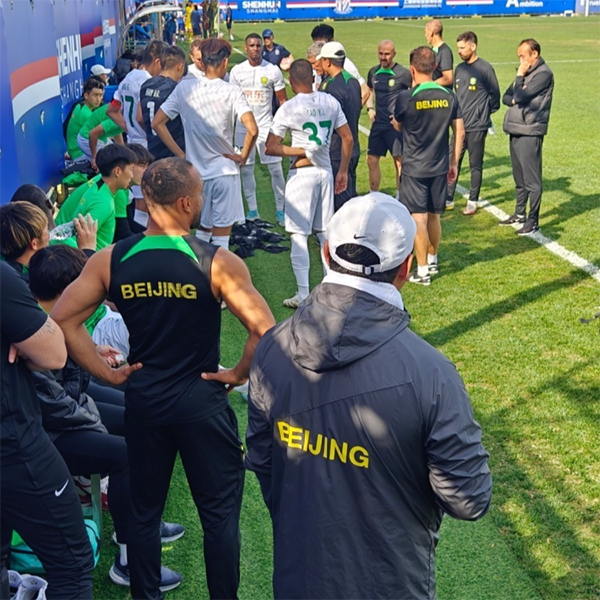 国安4-1申花！方昊双响张玉宁建功，高天意旧主反戈引热议