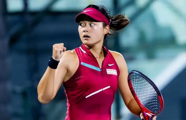 中国网坛喜讯！29岁金花横扫2号种子，夺赛季第6冠，今年豪取53胜
