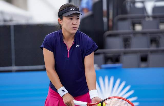 网坛喜讯！中国金花横扫世界10，强势杀入4强，29岁迎爆发一季