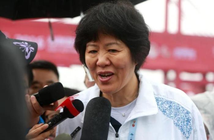 不回中国女排，郎平下家尘埃落定，3选1，或成女排强敌最大助力