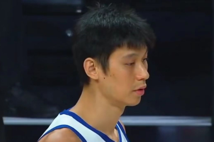 迈尔斯：林书豪的经历是很好的榜样 新秀们要多与他交流