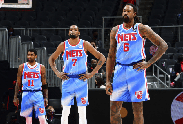 哈登31+15不装了！赛后杜兰特欧文送球衣，KD赤膊离场身材抢镜