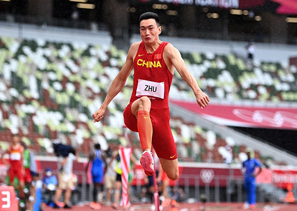 中国田径运动员朱亚明个人介绍