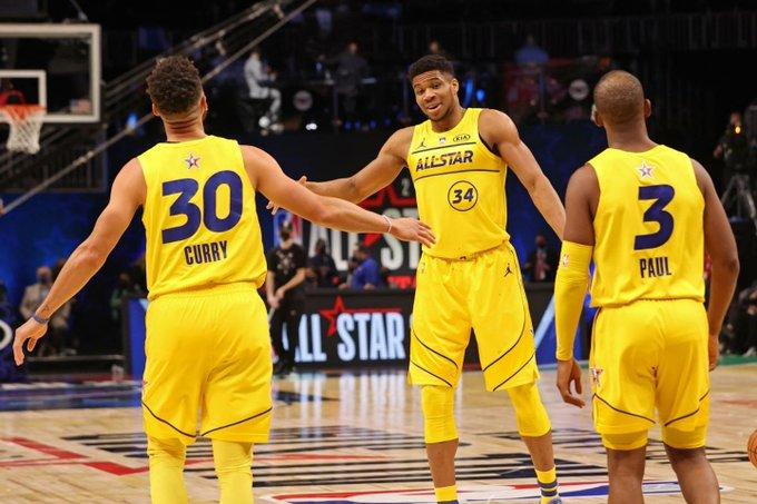 全明星MVP投票出炉！字母哥10-2完爆库里，举奖杯高呼詹皇式口号