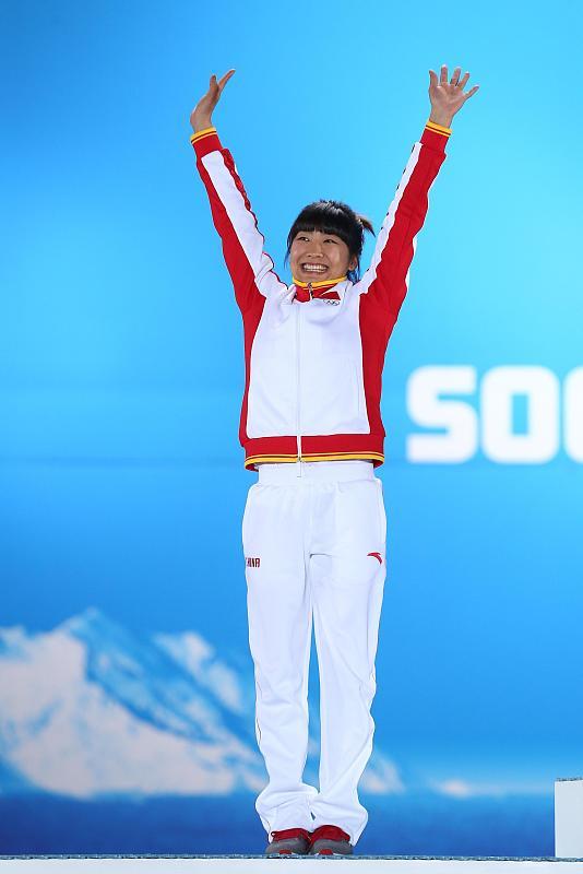 满额参赛！单板U型池中国女队拿满冬奥门票，宁忠岩首夺1000米冠军