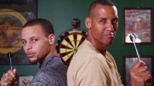 只差4个三分！库里超越米勒进入倒计时，另一项里程碑也在眼前了