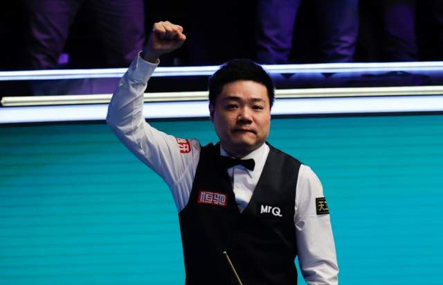 大喜讯！丁俊晖掀翻世界第3，罕见握拳低吼庆祝，PK火箭争冠