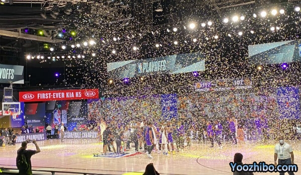 NBA简报：全力詹38+16+10 湖人力克掘金4-1晋级总决赛！