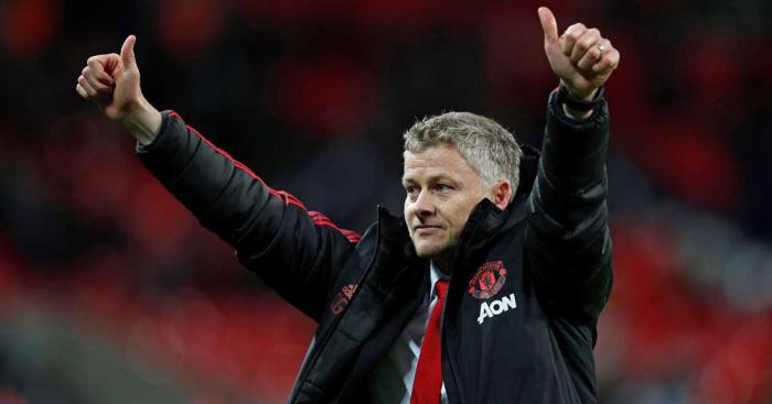 曼联时隔3年重登英超榜首！索帅这成就超越穆帅，成弗爵后第一人