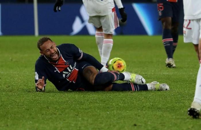 官方: 内马尔不会出战与巴萨的欧冠次回合淘汰赛