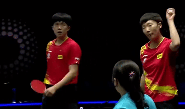 晋级混双八强！王楚钦王曼昱逆转太惊险，国乒王炸组合正式亮相