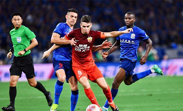 马宁上海德比执法经足协评议：判罚无误