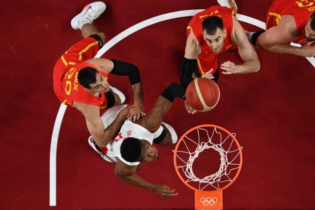 奥运男篮-西班牙力克日本迎开门红 卢比奥20+9八村垒20分