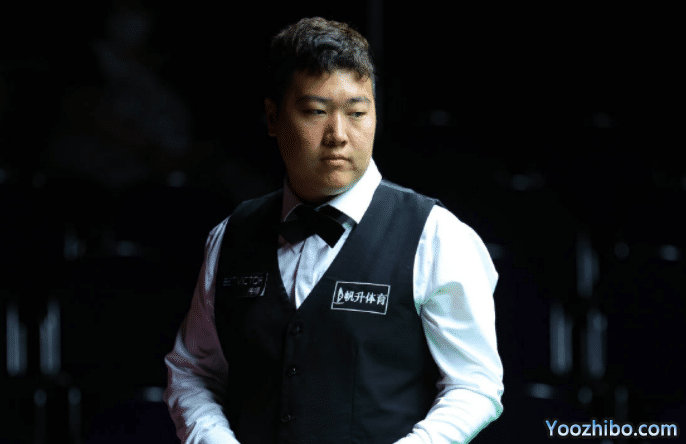 中国斯诺克7人进32强！最强00后5-4绝杀，3人惨败出局