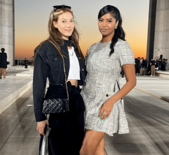 谷爱凌同框科比大女儿，青蛙公主长裤显干练，娜塔莉亚魅力十足