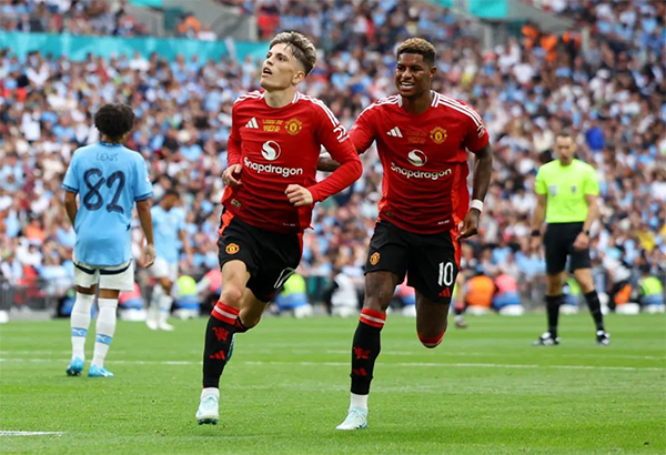 滕哈格换人失策，曼联社区盾遭曼城逆转