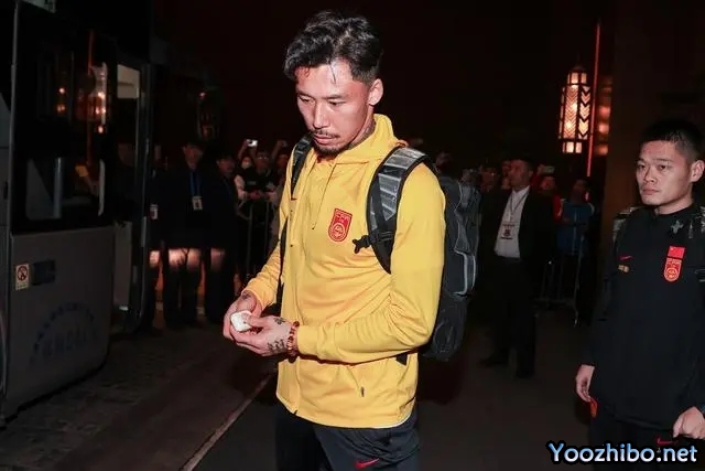 记者：张琳芃在国家队的压力很大 宣布退队后只和妻子发了一条微信