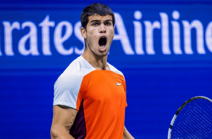 315分钟！阿尔卡拉斯晋级四强，瓦林卡直呼过瘾，蒂亚福要笑醒了