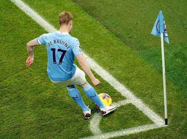 格拉利什：德布劳内是完美的球员，我在向他学习