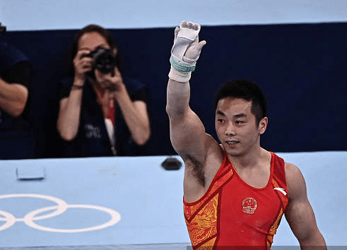 中国队第26金体操队开张！还是包揽金银牌，漂亮的翻身仗！