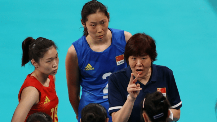 顶流！王梦洁成“黑红”代表，连续登热搜榜，郎平选人彻底失败