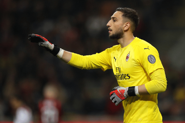 卡西：多纳鲁马应该去一家更有底蕴的球队！谁比米兰还有底蕴？