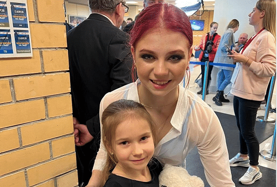 特鲁索娃挑战3A成功！表演新节目太帅，现场人气不逊千金K宝