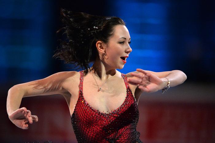 冬奥选拔赛金博洋朱易发挥出色，打对台？俄国女将也进行激烈比拼