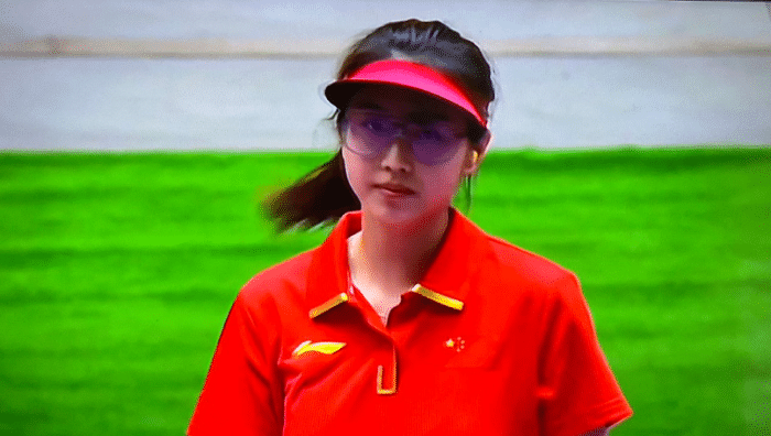 疯狂！肖嘉芮萱摘铜有多神奇？连续加时赛获胜，射击王祖贤火了