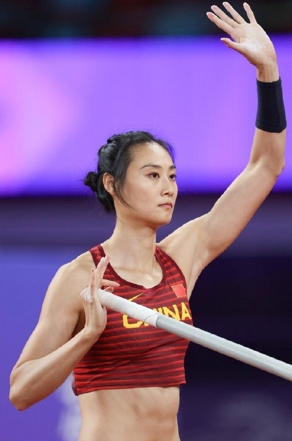 撑杆跳女神李玲因伤缺席巴黎奥运会