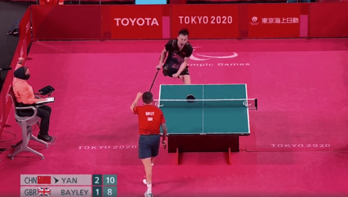 国球荣耀！独腿悍将1-6落后大逆转，孙颖莎附体，摘金后疯狂庆祝