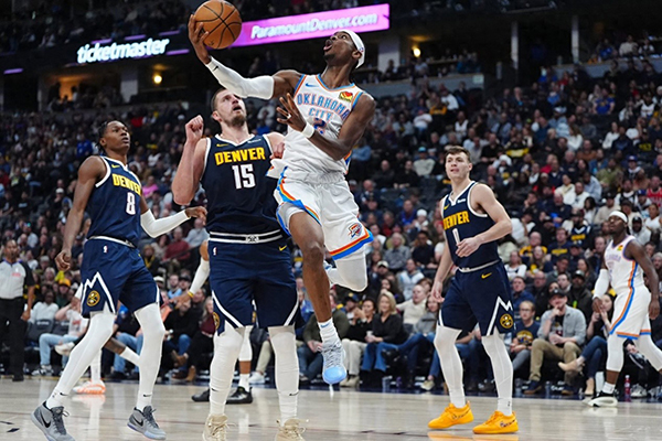 沉默杀手亚历山大，效率登顶，距 NBA 第一人宝座还有几步？