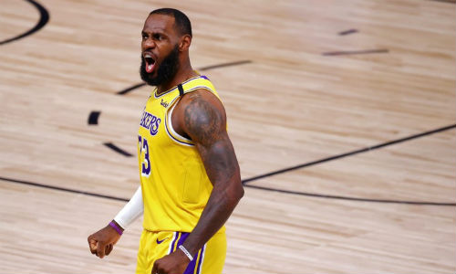 詹姆斯提前续约湖人 曝合同细节为2年8500万美元